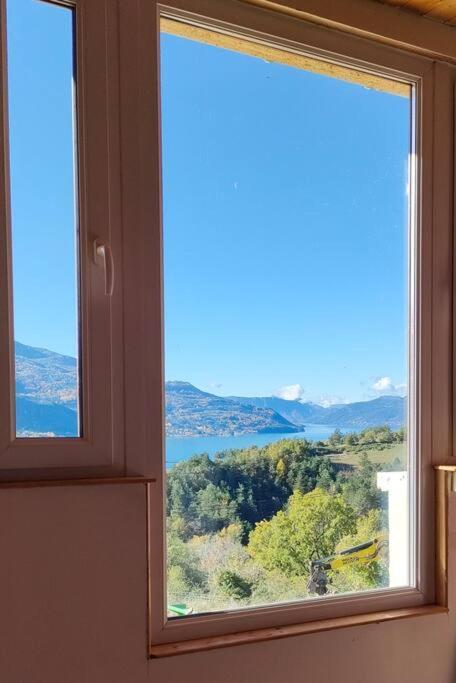 Le Cosy Du Plongeoir - T2 Neuf Avec Vue Sur Le Lac De Serre Poncon Et Grande Terrasse Avec Jardin Savines Dış mekan fotoğraf